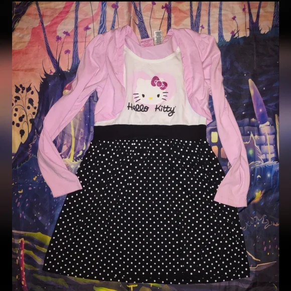 Hello Kitty Dress - Picture 6 of 9